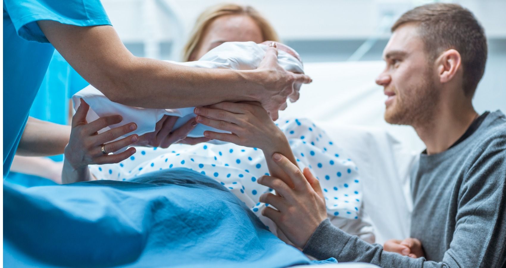 New Mothers’ Smell May Change Fathers’ Behavior Towards Children