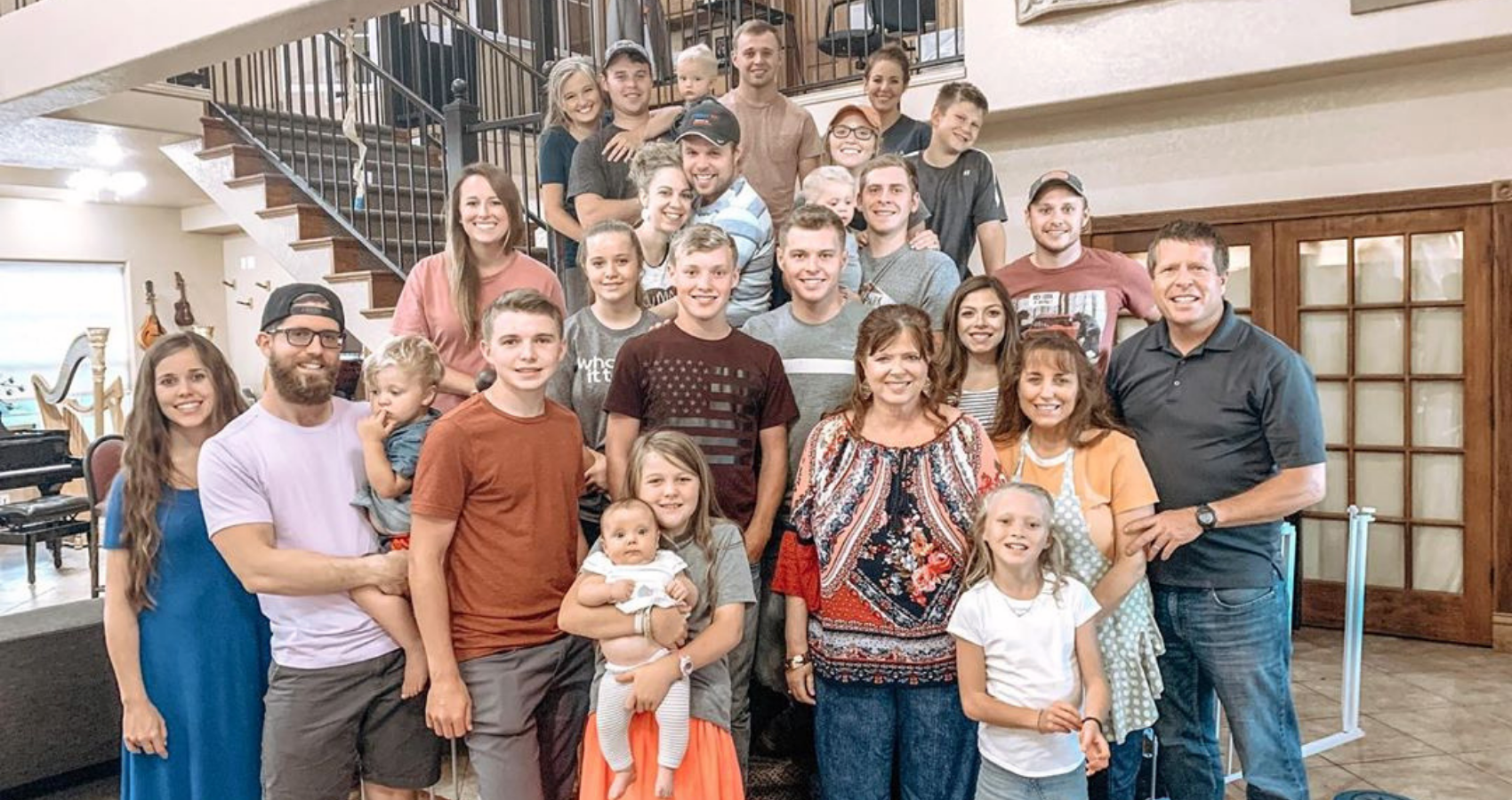 Duggar Women Share Pregnancy Photo With All 5 Who Are Expecting