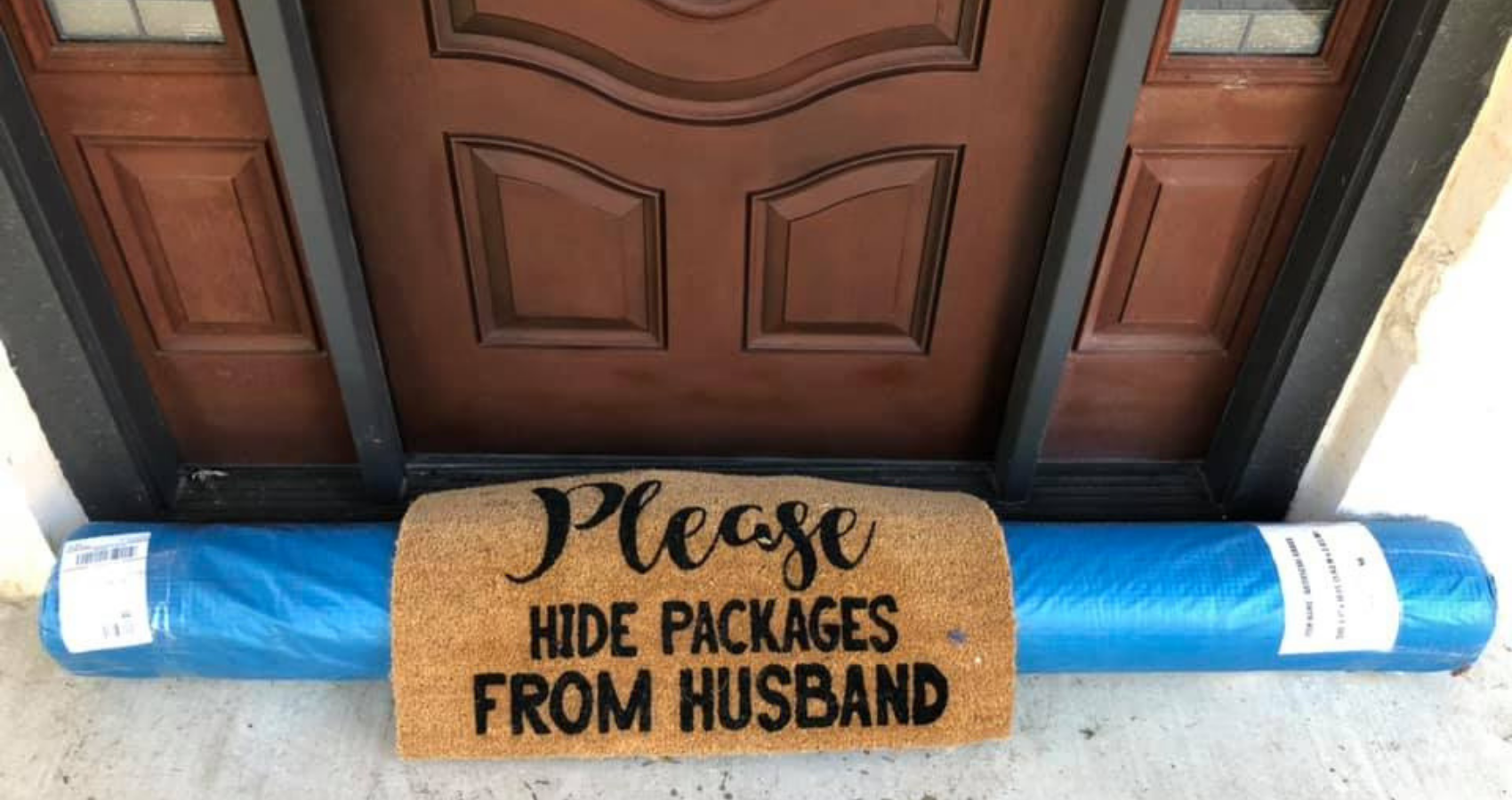 Postal Worker Helps Woman Hide Her Amazon Package From Husband