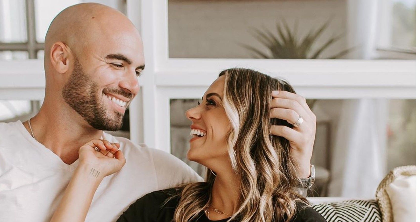 'One Tree Hill' Actress Jana Kramer On Husband's Affair