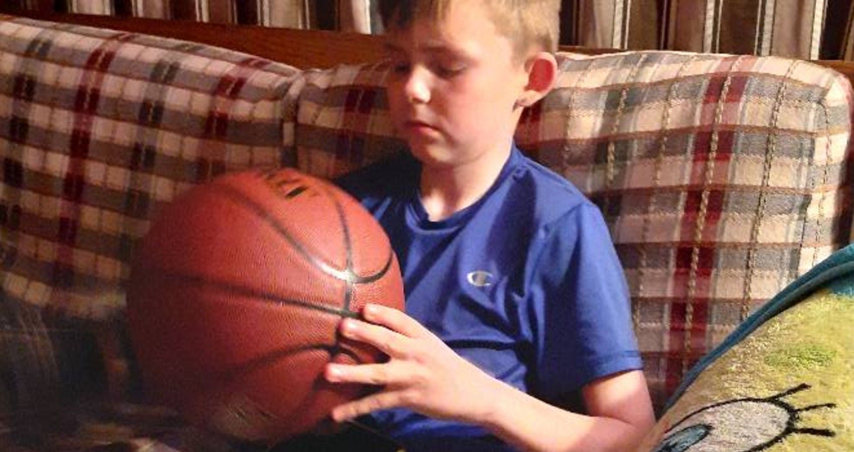 FedEx Driver Surprised Boy With A New Basketball Hoop