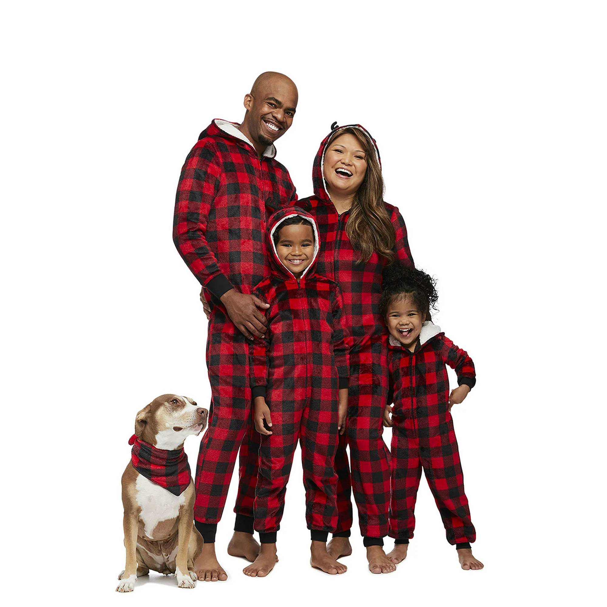 thumbnail image 2 of Gamecocks Pjs FOCO NCAA Busy Block Family Matching Holiday Pajamas - Team Spirit Sleepwear Set Ncaa Holiday Pajamas 2 of 14