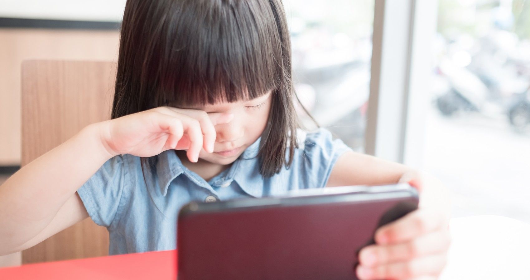 上网课对孩子眼睛有伤害吗 孩子上网课怎么保护好眼睛 _八宝网